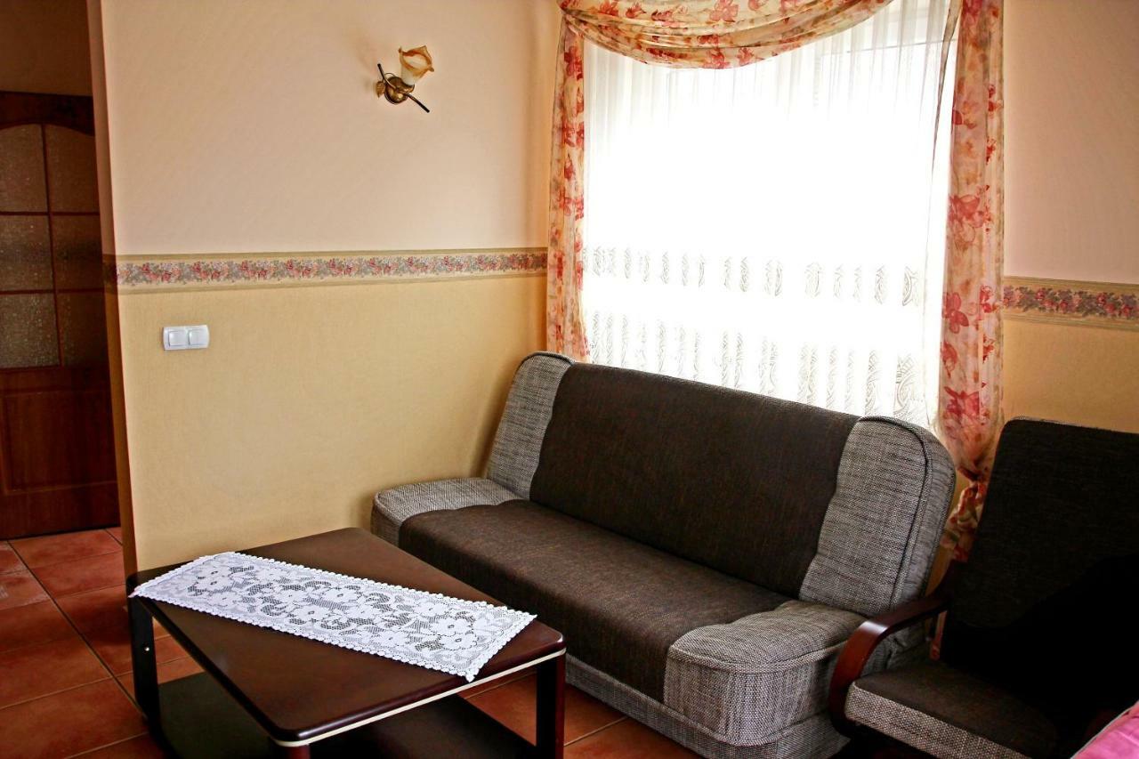 Homestay Feniks Leba